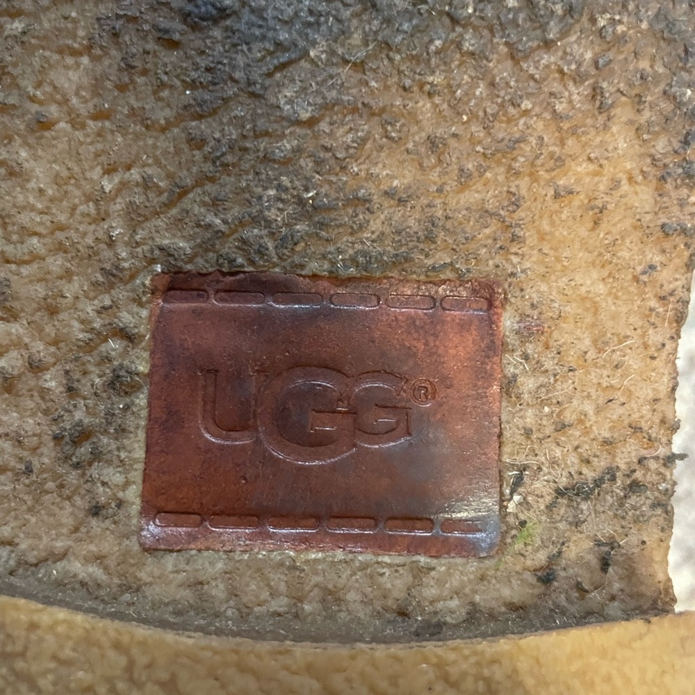 UGG Men's Dark Brown Chukka Boots - Picture 8 of 13